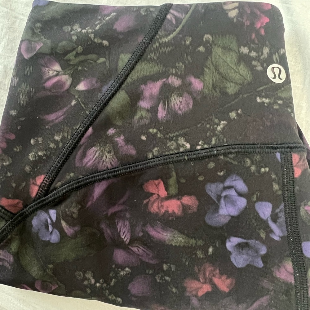 Floral Lululemon leggings
